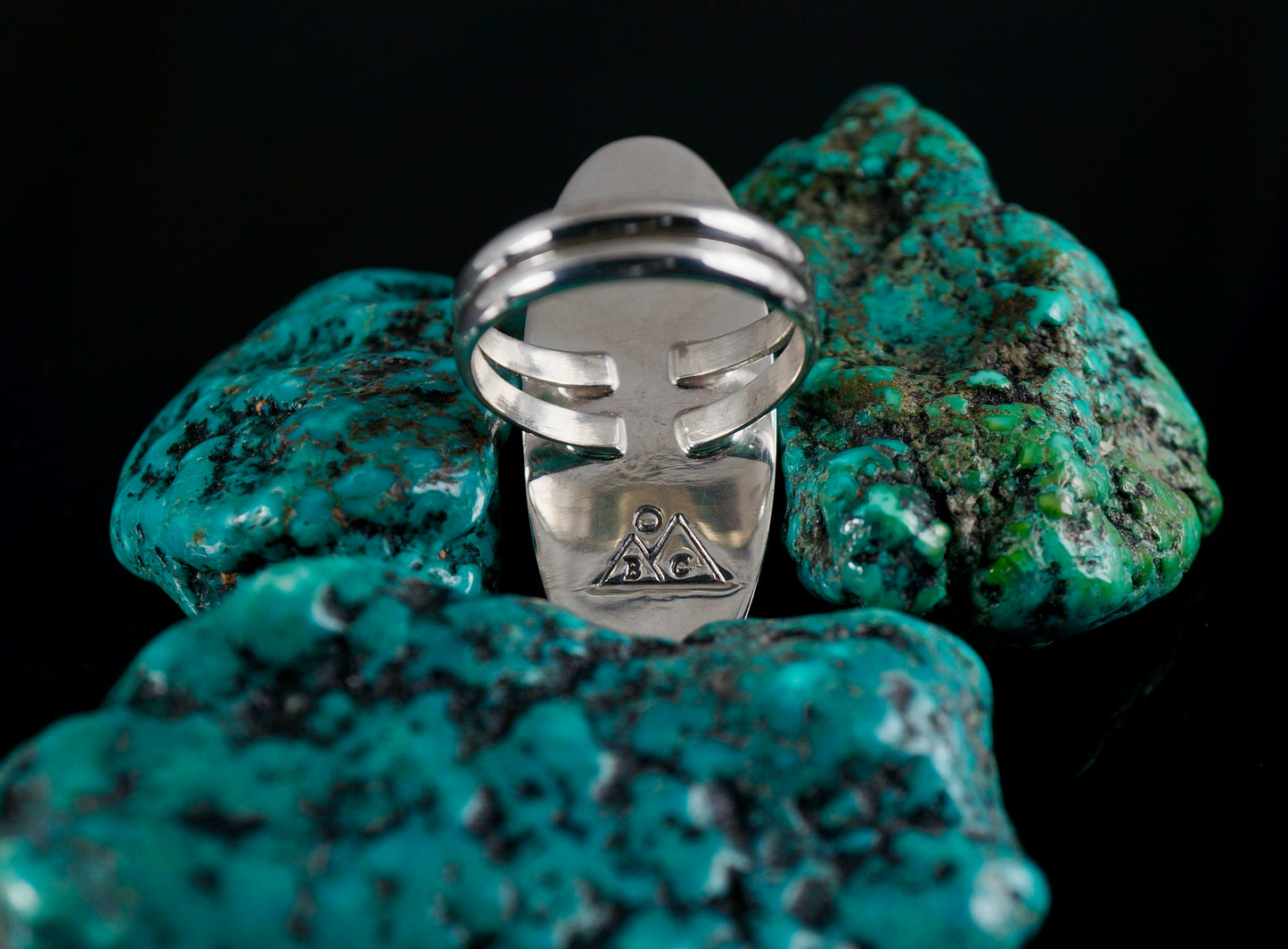 Stunning handcrafted Turquoise Long Oval Ring.