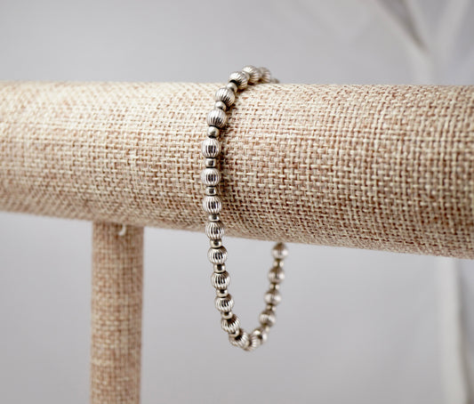 Italian Y Ridged Silver Bead Bracelet